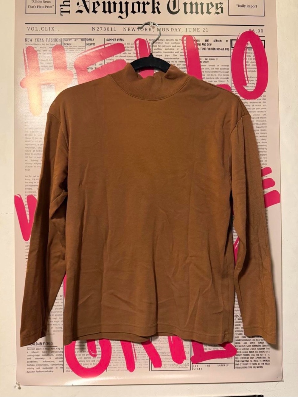 Adolfo Sport brown polyester & cotton long sleeve turtleneck top in a M